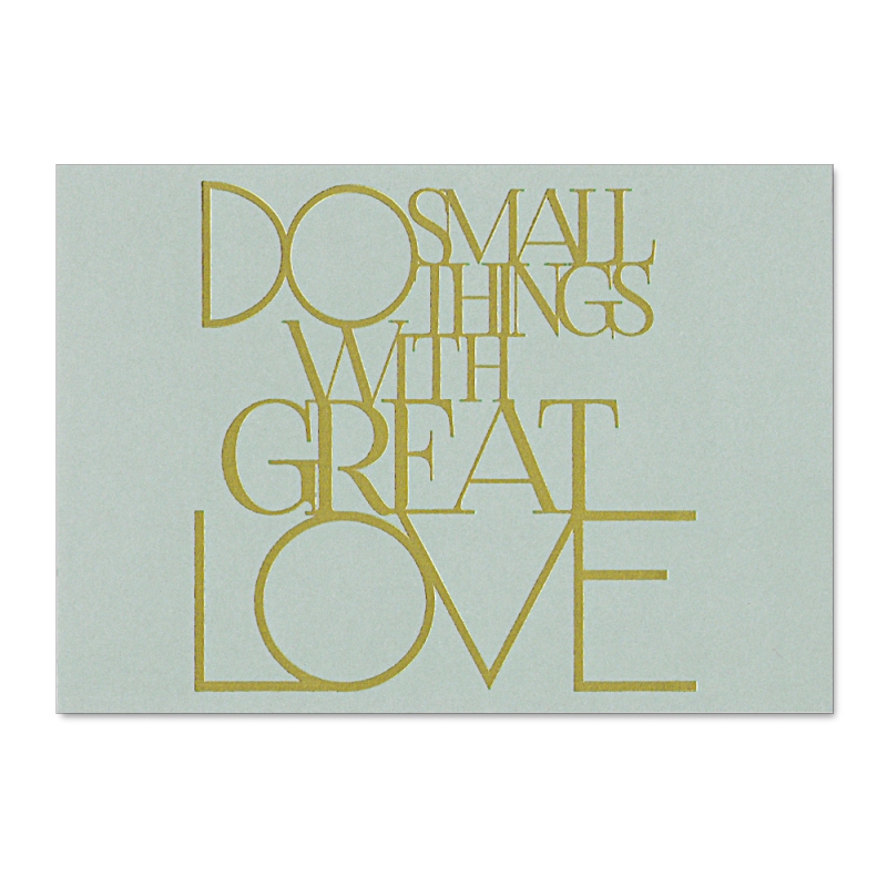 Carte postale dorée - Do small things with great love - postcard - rader